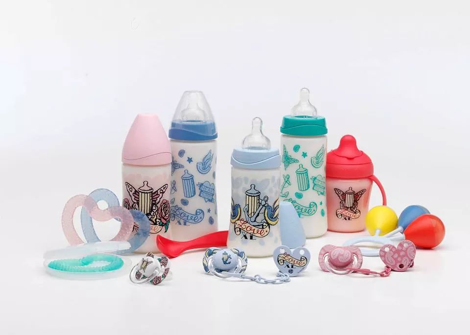 Ensemble complet repas bébé Suavinex avec biberon et accessoires